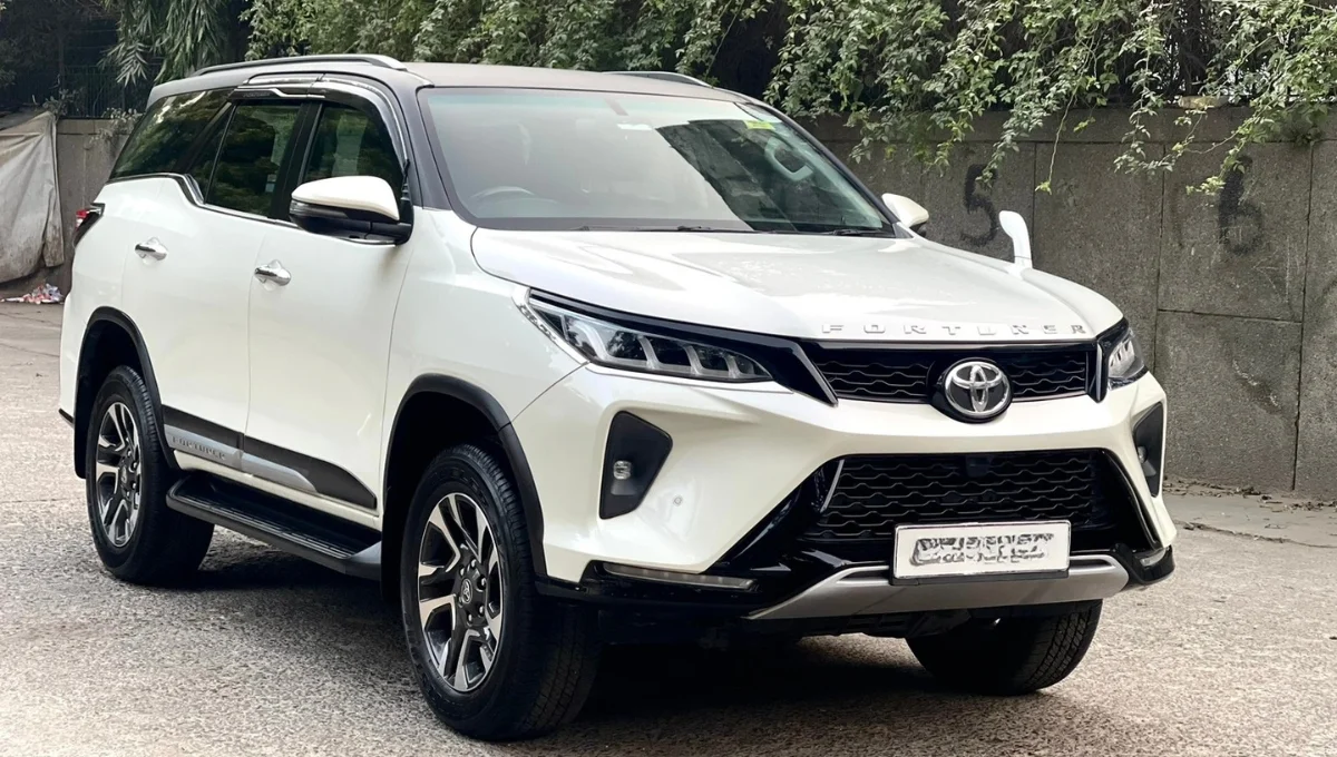 BMW और audi का काम तमाम करने लॉन्च हो रही है Toyota Fortuner Legender car जाने ब्रांडेड फीचर्स और लग्जरी लुक